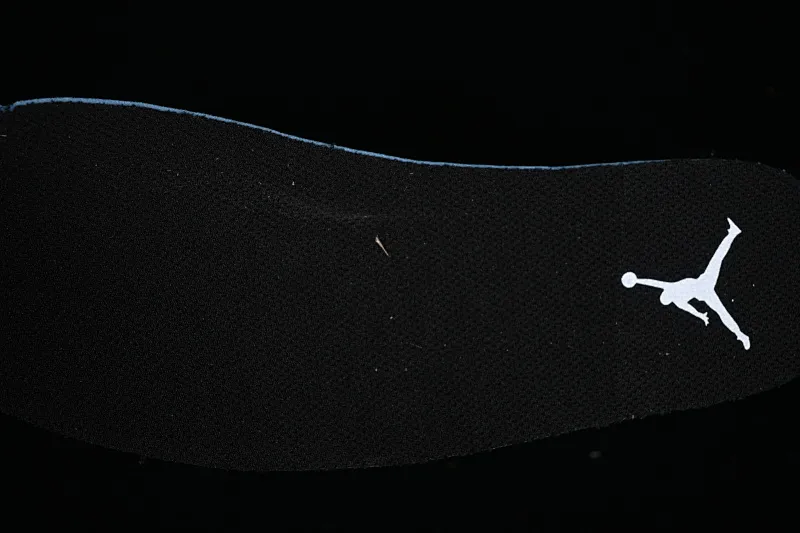 All categories Air Jordan Jordan series basketball shoes Air Jordan 1 Mid Air Jordan 1 Mid SE "Black Chrome" AJ1 Joe 1 Smoked Panda mid-top basketball shoes FB9892-002